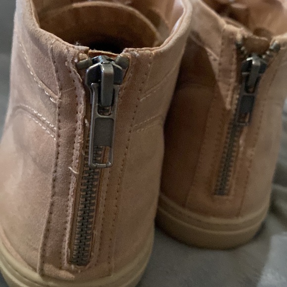 Blush color lace up boots - Picture 15 of 15